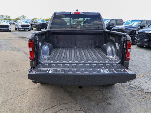 New 2026 RAM 1500 Big Horn AWD/4WD image 13