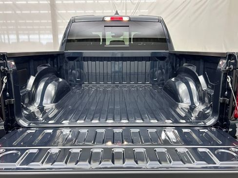 New 2026 RAM 1500 Big Horn AWD/4WD image 9