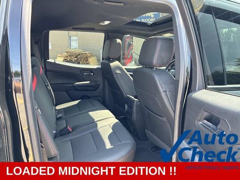 Used 2025 Chevrolet Colorado Z71 w/ Midnight Edition AWD/4WD image 11
