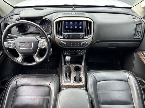 Certified 2022 GMC Canyon Denali image 21