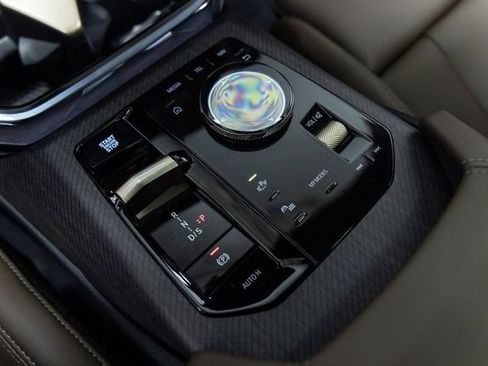 Certified 2025 BMW X3 xDrive30i image 23