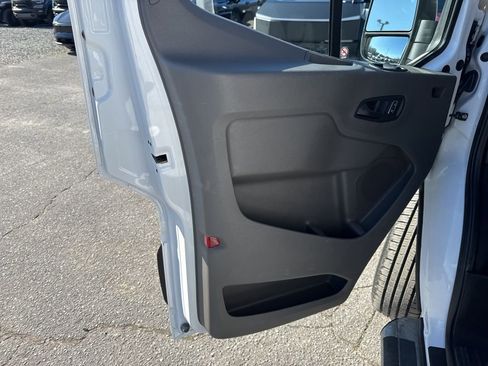 Used 2022 Ford Transit 250 Low Roof w/ Exterior Upgrade Package image 19