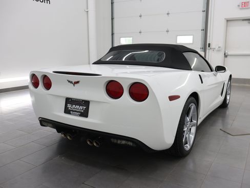 Used 2007 Chevrolet Corvette Convertible w/ Preferred Equipment Group RWD image 5