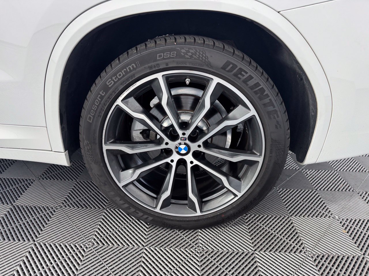 Used 2024 BMW X3 sDrive30i w/ M Sport Package RWD image 13