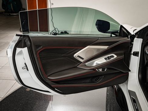 Used 2023 Chevrolet Corvette Z06 image 41