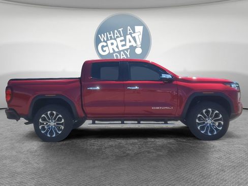 Used 2024 GMC Canyon Denali AWD/4WD image 2