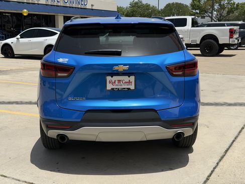 Used 2024 Chevrolet Blazer LT w/ Convenience Package FWD image 6