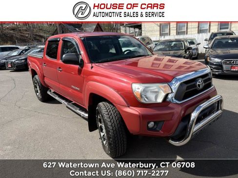 Used 2013 Toyota Tacoma 4x4 Double Cab w/ SR5 Pkg image 3