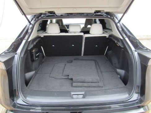 Used 2023 Nissan Ariya FWD image 25
