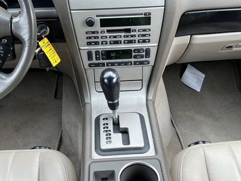 Used 2004 Lincoln LS RWD image 14