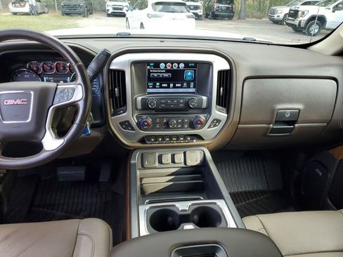 Used 2018 GMC Sierra 1500 SLT image 14