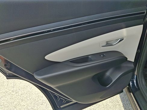 Certified 2023 Hyundai Tucson SEL AWD/4WD image 13