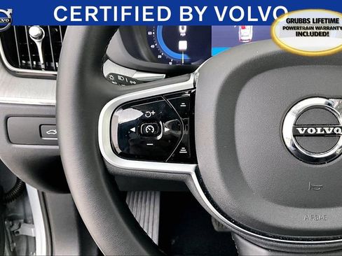 Certified 2025 Volvo XC60 B5 Plus image 27