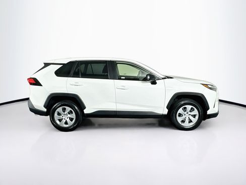 Used 2023 Toyota RAV4 LE FWD image 10