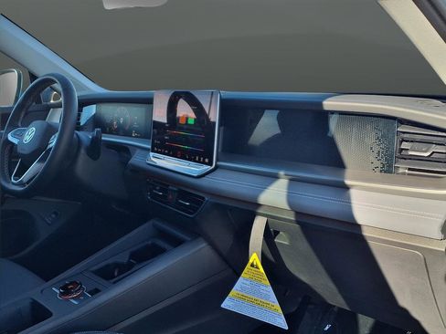 New 2026 Volkswagen Tiguan SE AWD/4WD image 27