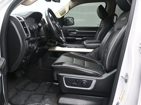 Used 2020 RAM 1500 Laramie RWD image 12