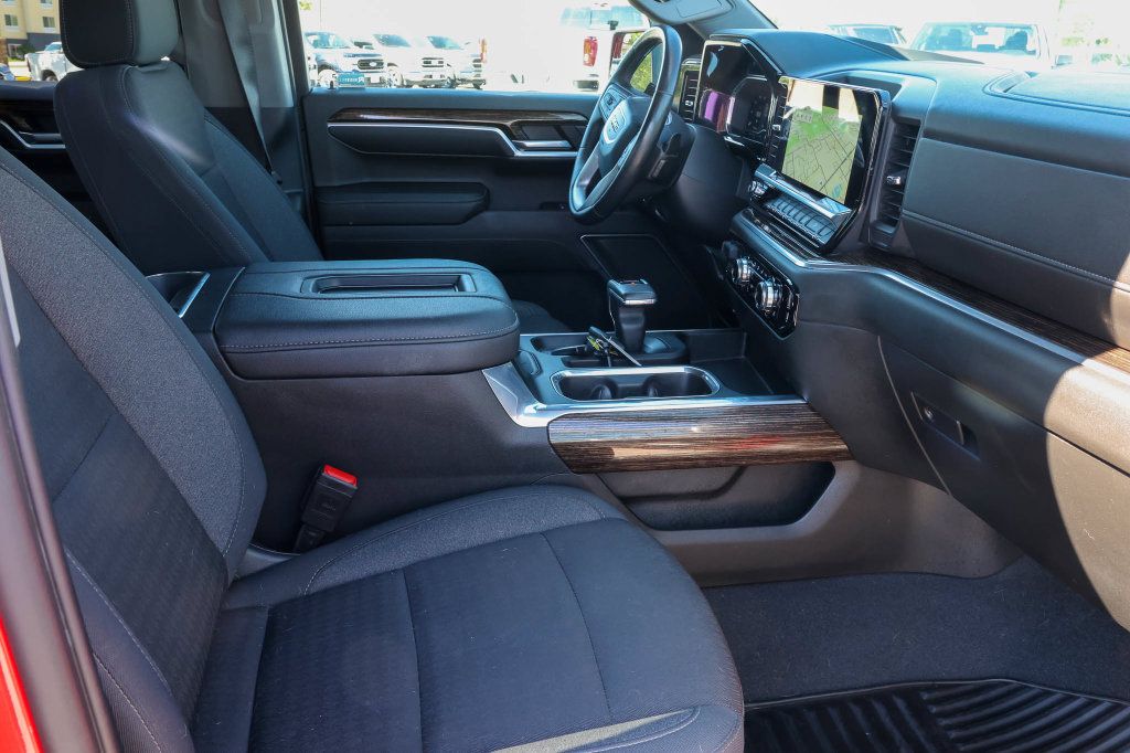 Used 2022 GMC Sierra 1500 Elevation AWD/4WD image 18