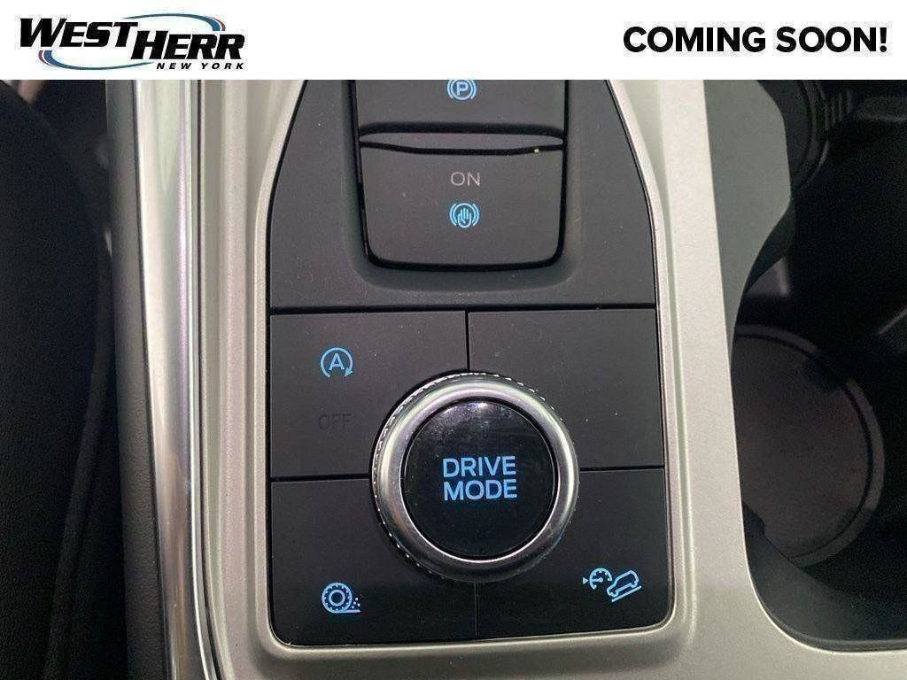 Used 2024 Ford Explorer XLT w/ Equipment Group 202A AWD/4WD image 39