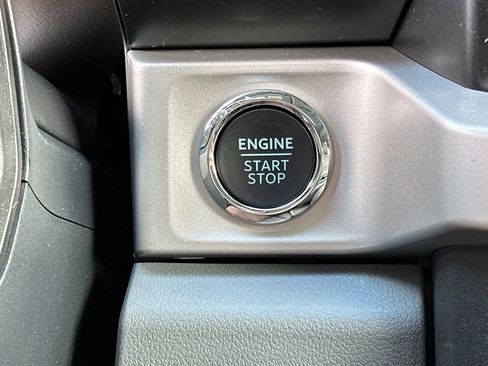 New 2026 Ford F250 XLT w/ XLT Premium Package image 20