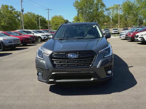 Certified 2023 Subaru Forester Premium AWD/4WD image 3