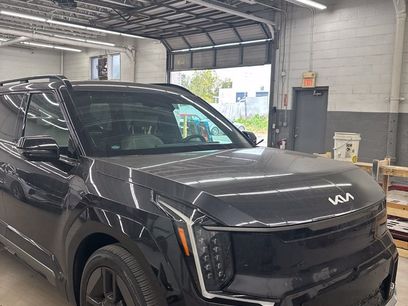 Certified 2024 Kia EV9 GT-Line