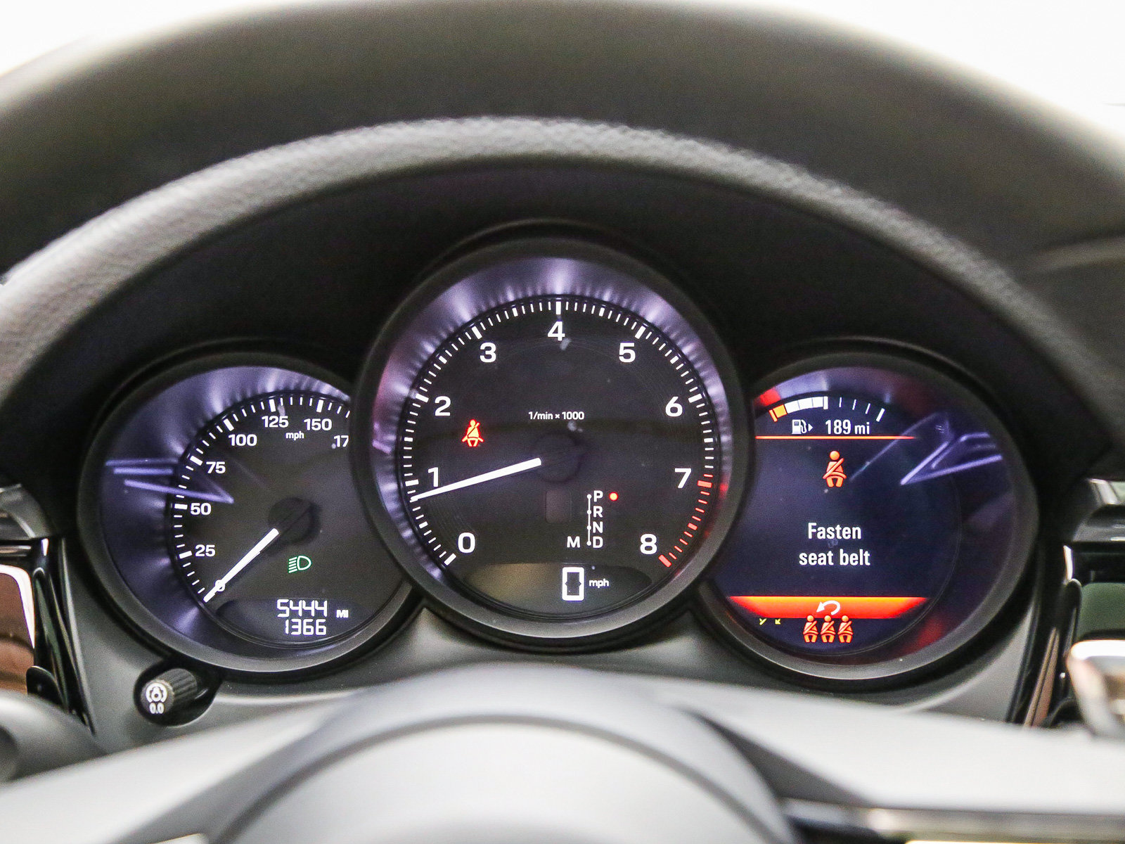 Certified 2026 Porsche Macan AWD/4WD image 28