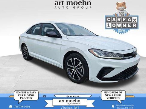 Used 2025 Volkswagen Jetta Sport FWD image 1