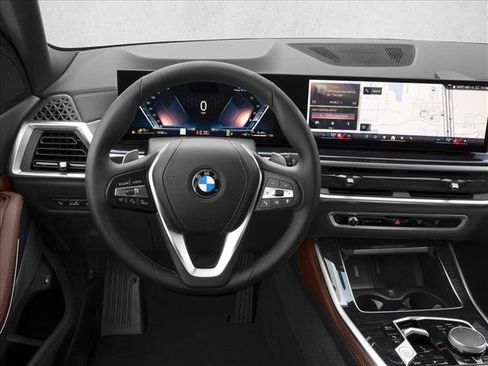 New 2026 BMW X5 xDrive50e w/ M Sport Package AWD/4WD image 4