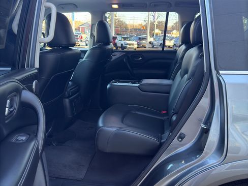 Used 2020 INFINITI QX80 Luxe w/ Proassist Package image 10