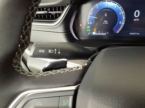 Used 2023 Jeep Grand Cherokee Limited AWD/4WD image 18