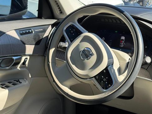 Used 2023 Volvo XC90 B6 Ultimate image 13