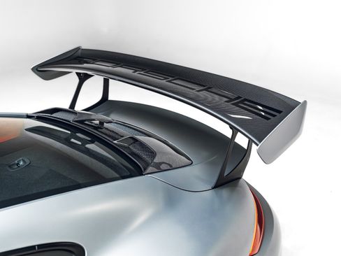 Used 2018 Porsche 911 GT2 RS RWD image 19