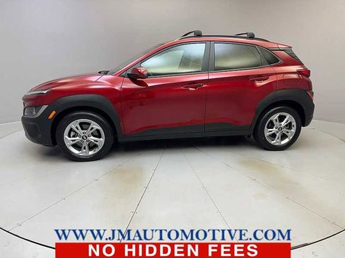 Used 2023 Hyundai Kona SEL image 2