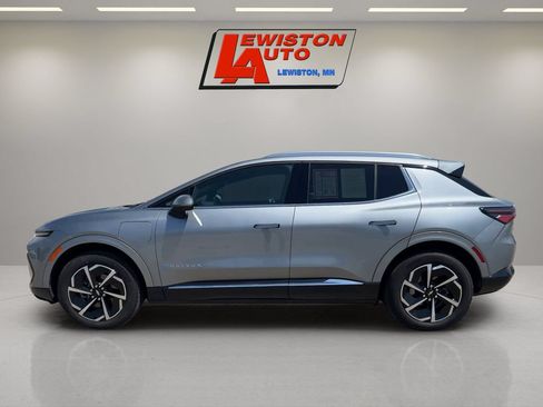 Used 2025 Chevrolet Equinox EV LT w/ Convenience Package AWD/4WD image 2