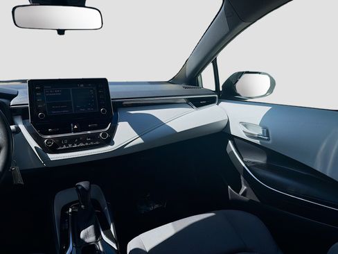 Used 2020 Toyota Corolla SE image 19