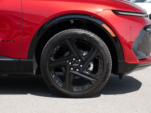 New 2026 Chevrolet Equinox EV RS image 12