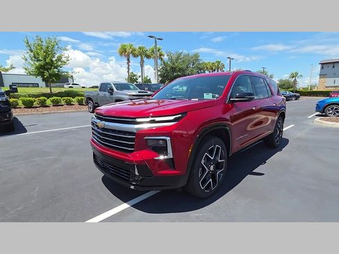 New 2026 Chevrolet Traverse High Country FWD image 24