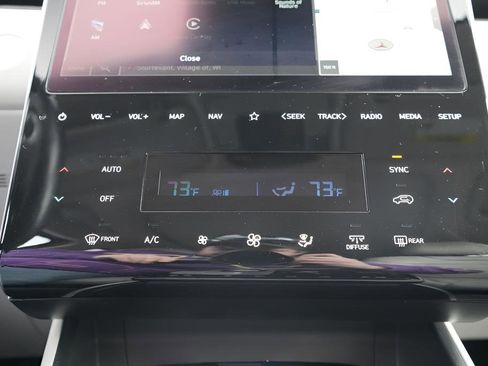 Certified 2023 Hyundai Tucson Limited AWD/4WD image 39