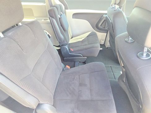 Used 2017 Dodge Grand Caravan SE w/ Power Window Group image 16