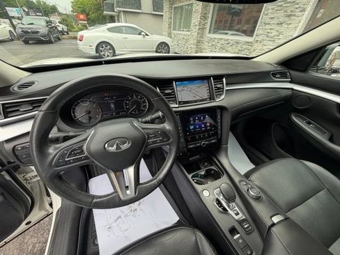 Used 2019 INFINITI QX50 Essential w/ Premium Heat Package AWD/4WD image 16