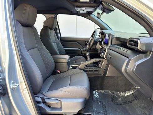 Used 2024 Toyota Tacoma SR image 12