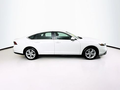 Used 2024 Honda Accord LX image 10