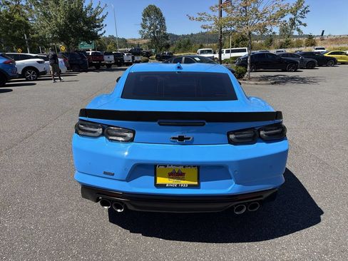 Certified 2023 Chevrolet Camaro SS RWD image 8