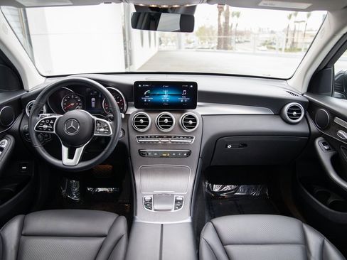 Used 2022 Mercedes-Benz GLC 300 image 12