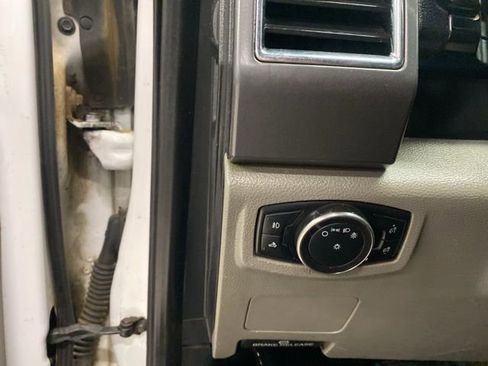 Used 2017 Ford F350 XLT image 13
