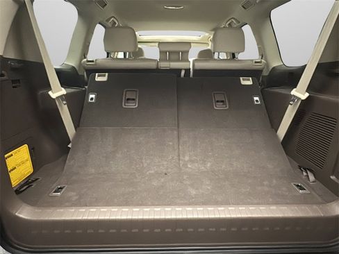 Used 2018 Lexus GX 460 Premium w/ Premium Package image 20