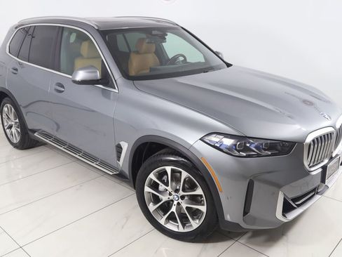 Used 2025 BMW X5 xDrive40i w/ Climate Comfort Package AWD/4WD image 18