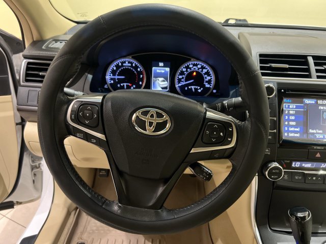 Used 2017 Toyota Camry XLE FWD image 10