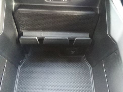 Used 2024 RAM 2500 Laramie w/ Night Edition image 27