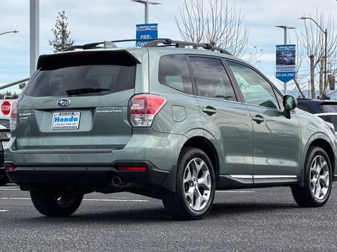 Used 2018 Subaru Forester 2.5i Touring w/ Popular Package #2 image 8